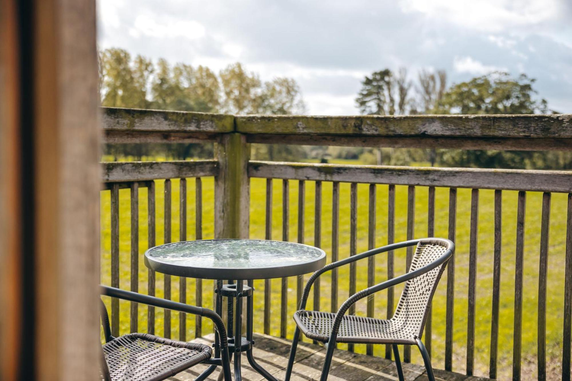 The Garden Room Shrewsbury Bagian luar foto